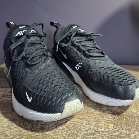 Nike Shoes - Nike Airmax 270 Sz. 7.5